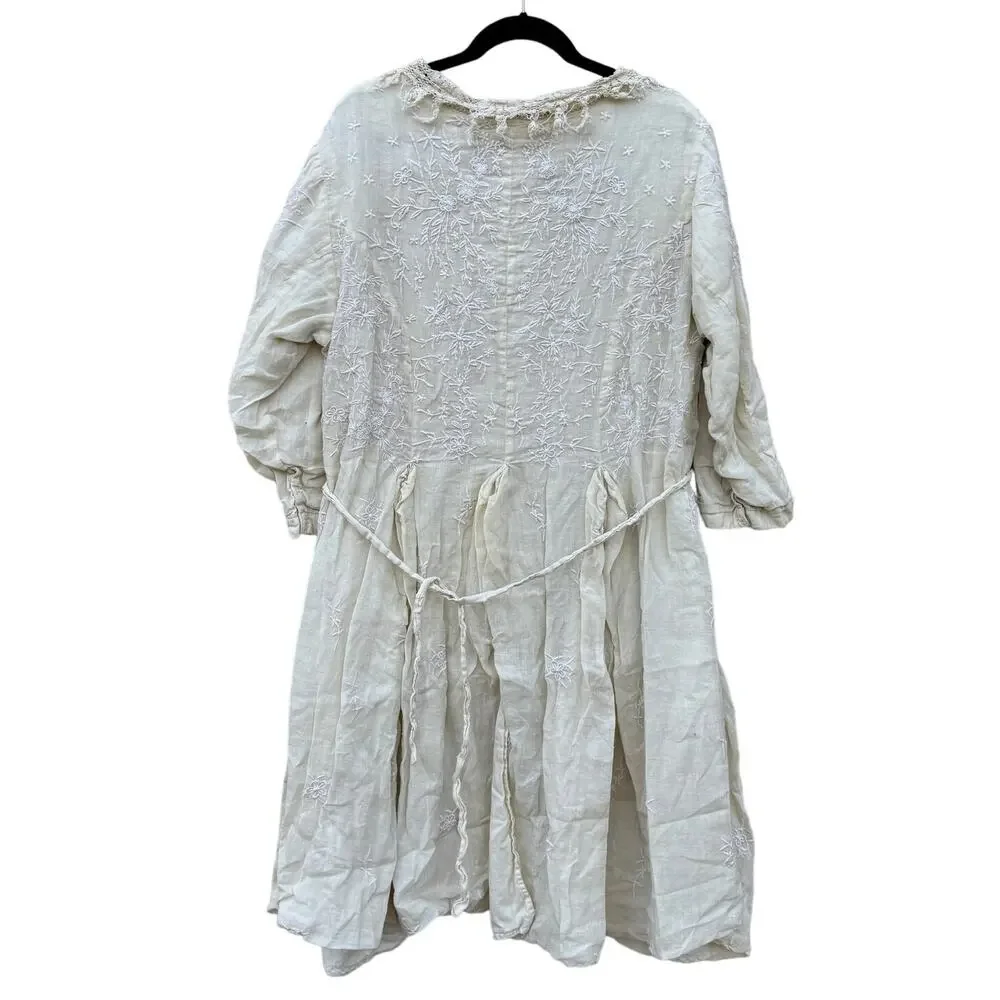 Magnolia Pearl Embroidered White Linen Olivia Jacket with Lace Collar OSFM *Flaw - Picture 2 of 8